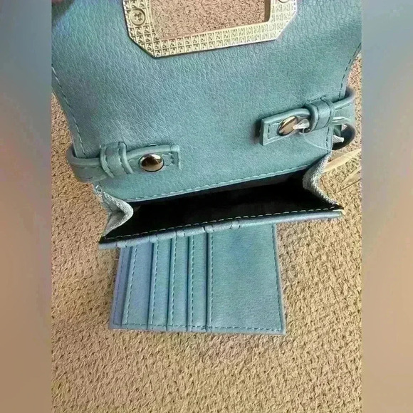 No Boundaries Denim Embroidered Crossbody Wallet - Picture 6 of 10